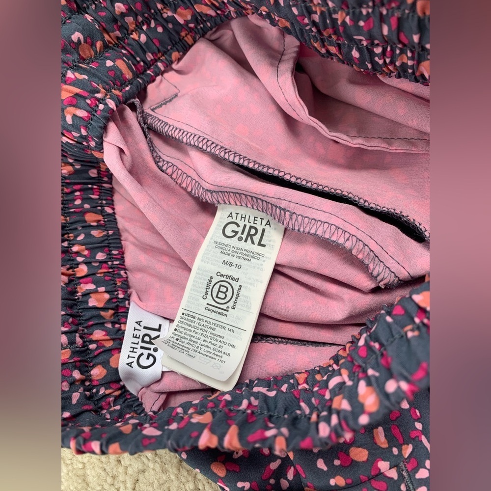 Athleta Girl Size M, 8-10, Play More Speckled Athletic Shorts - Picture 7 of 7